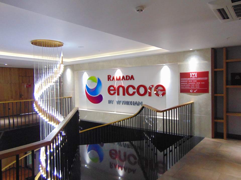 Lobby Ramada Encore by Wyndham Tashkent