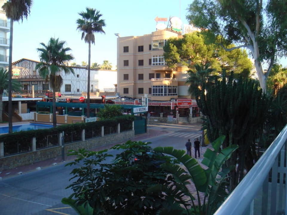 Ausblick nach rechts, Bushaltestelle Hotel Riu San Francisco - Adults only