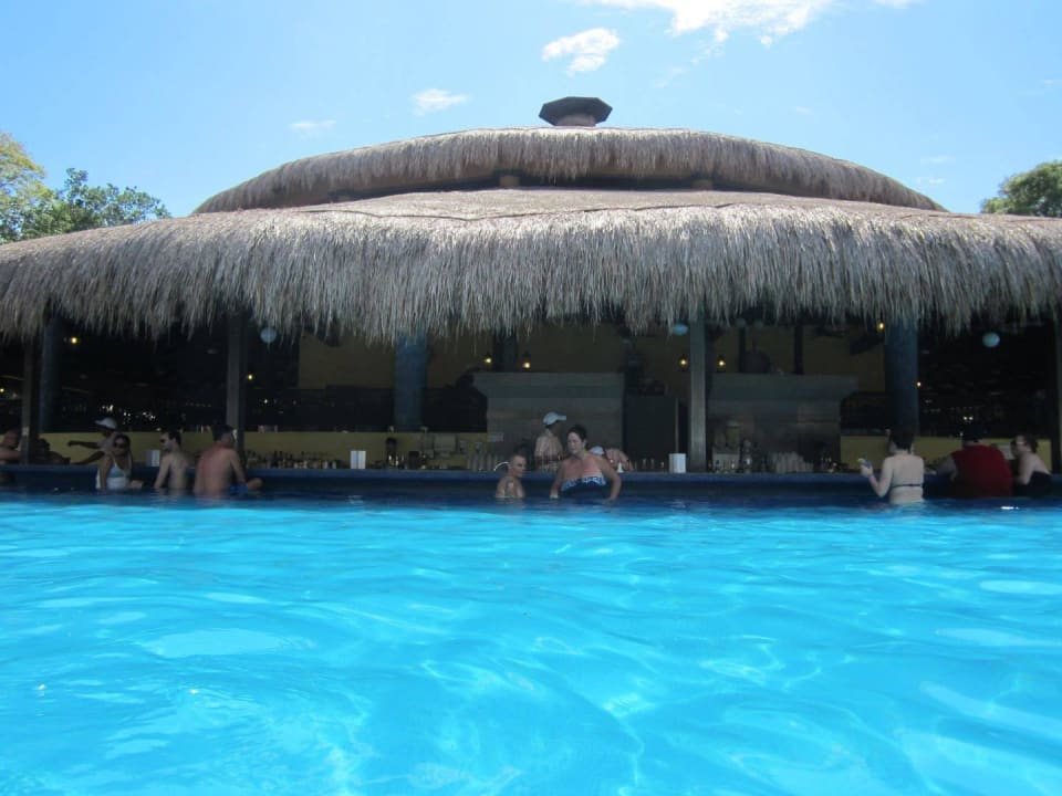 Poolbar  Hotel Riu Tequila
