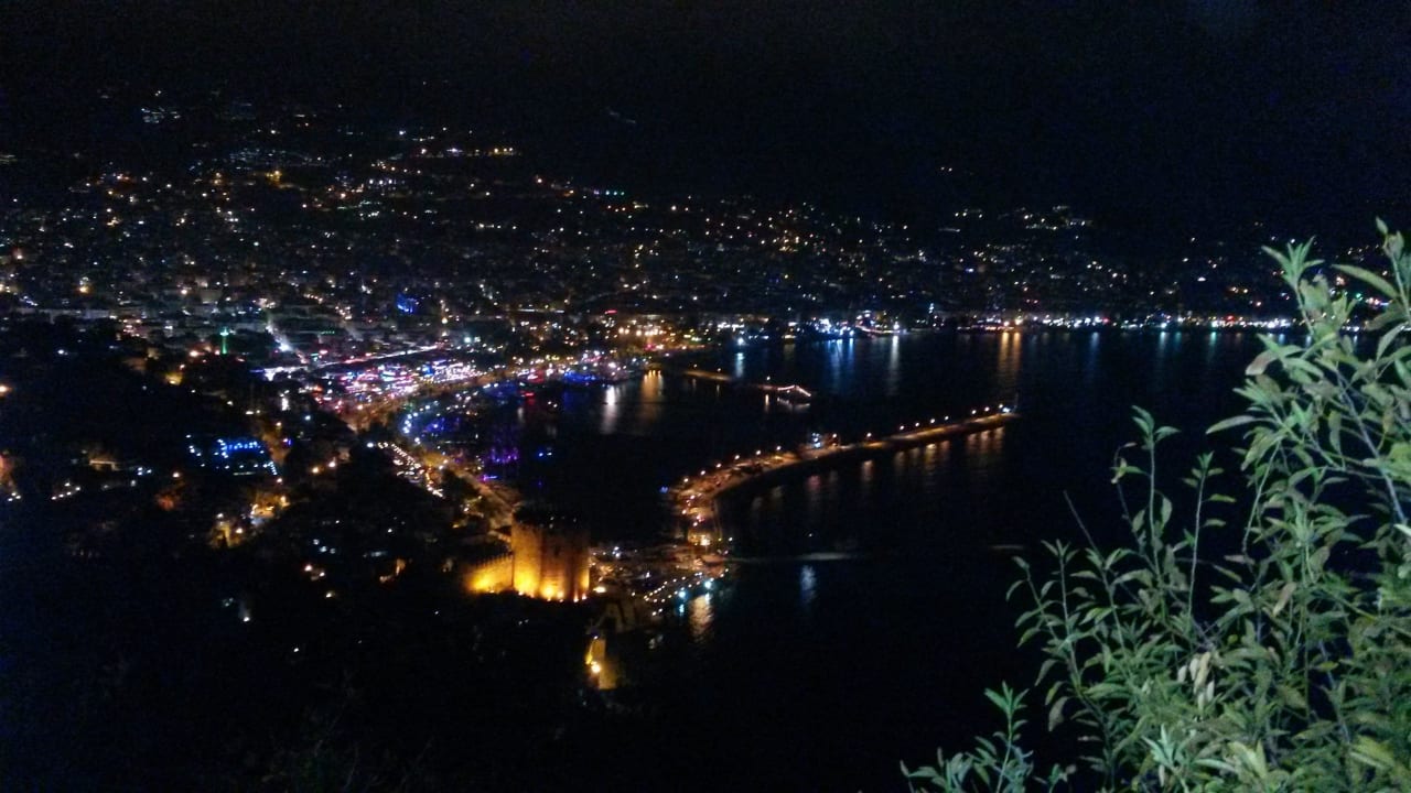 Ausblick - ganz oben auf der Burg Grand Kaptan
