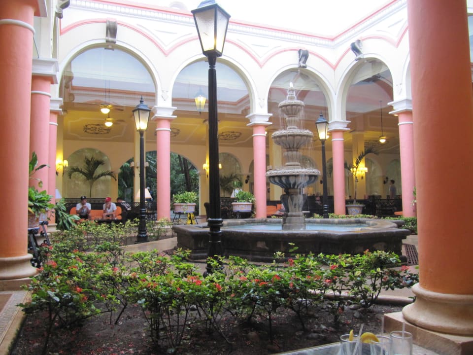 In der Lobby Hotel Riu Tequila