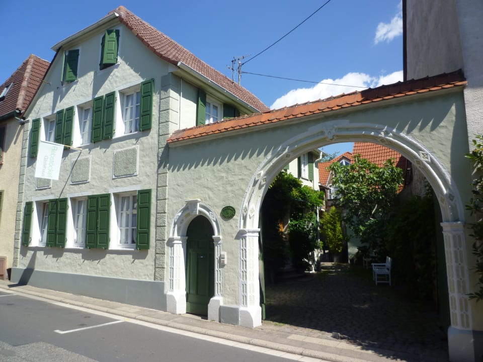 Außenansicht Rebstöckel Gästehaus WeinHof & Vinothek