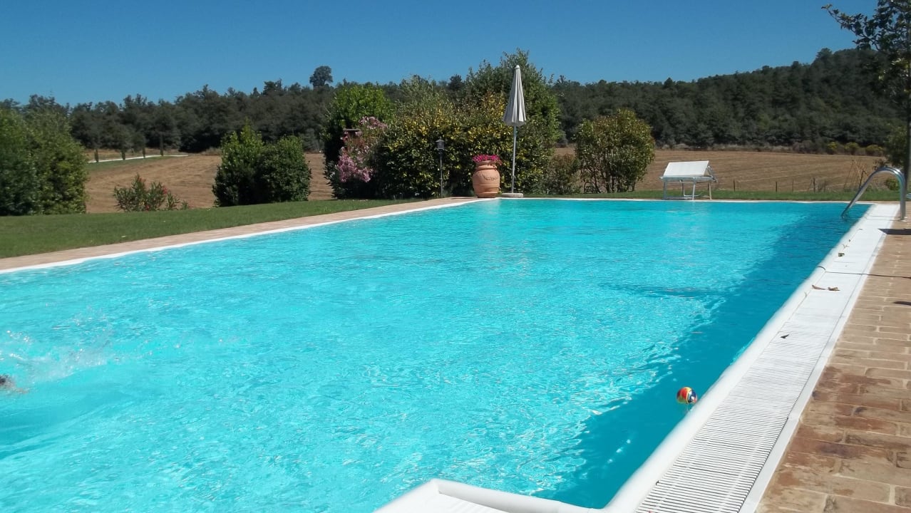 Bis tief in die Nacht nutzbar. Hotel Agriturismo La Bruciata