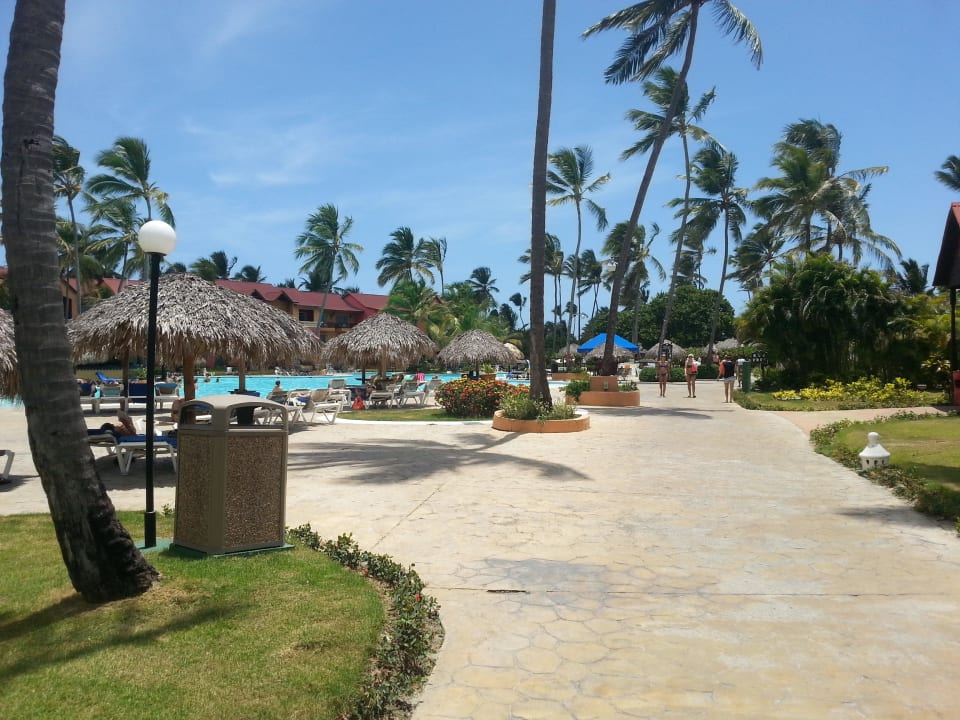 Gepflegte Gartenanlage Punta Cana Princess All Suites Resort & Spa
