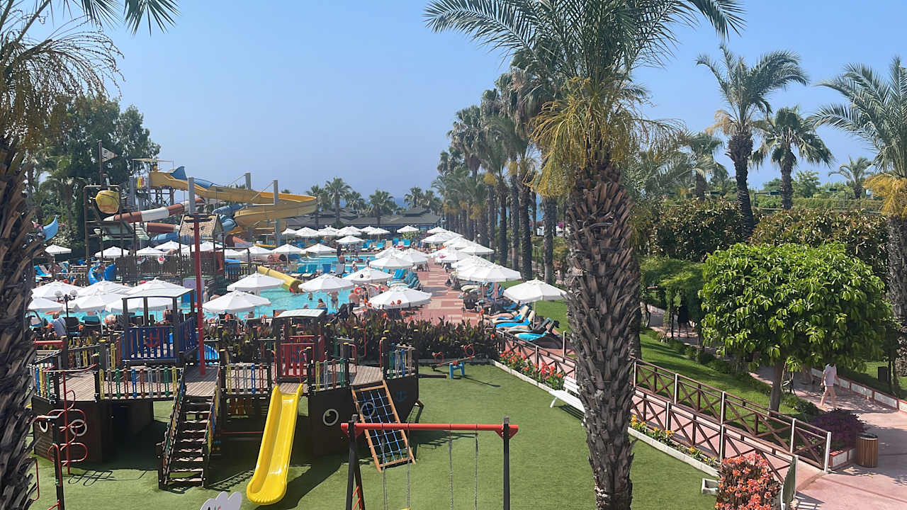 Außenansicht Hotel Turan Prince