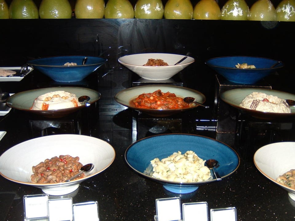 Büffet Mövenpick Hotel Jumeirah Beach