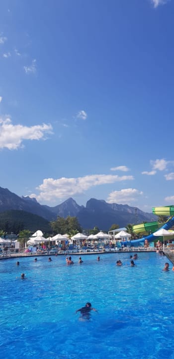 Pool Dosinia Luxury Resort