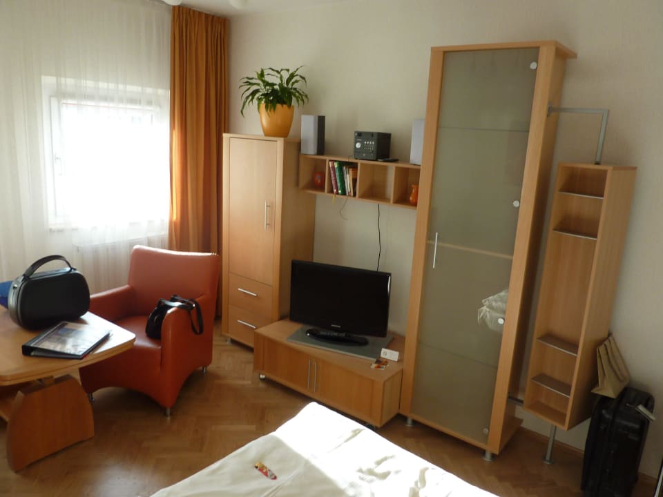 Blick vom Bett Aparthotel Münzgasse