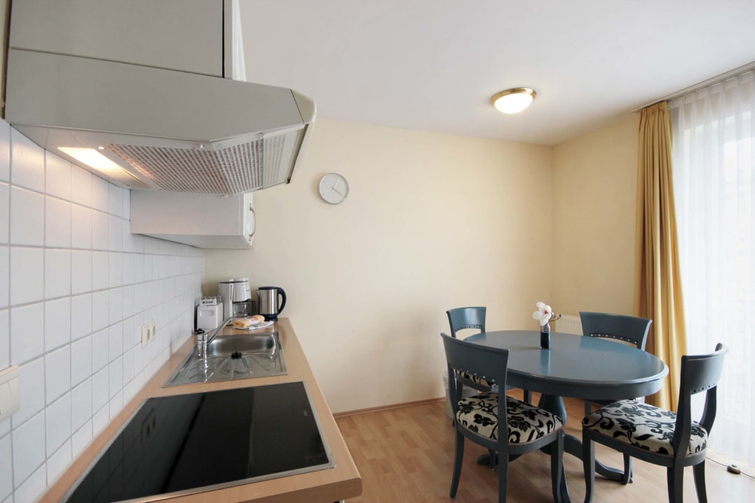 Zimmer Rujana Ferienwohnungen - Altes Postamt