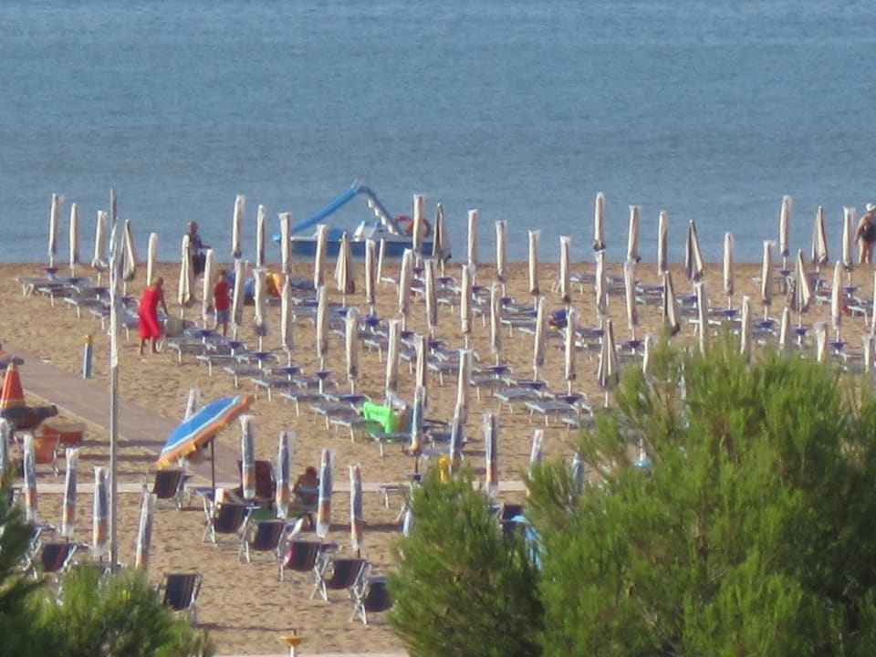 Sehr feiner Sand. Aparthotel Holiday