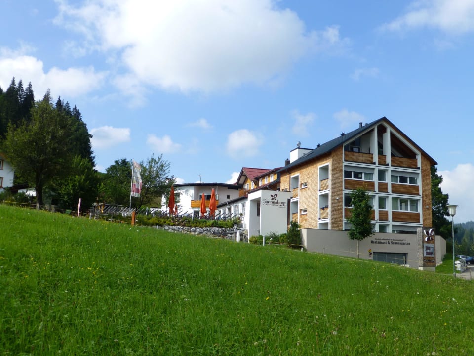 Hotel von aussen Genuss- & Aktivhotel Sonnenburg