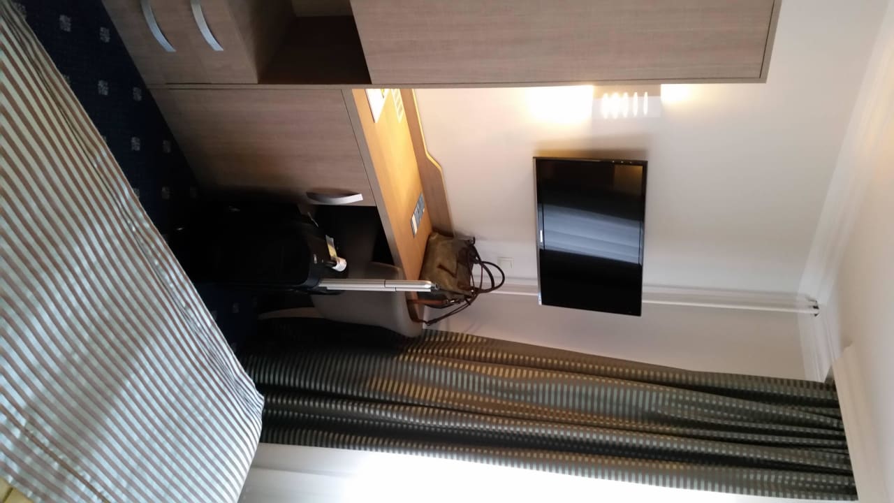 TV St.Joseph Hotel Hamburg St.Pauli Kiez Reeperbahn