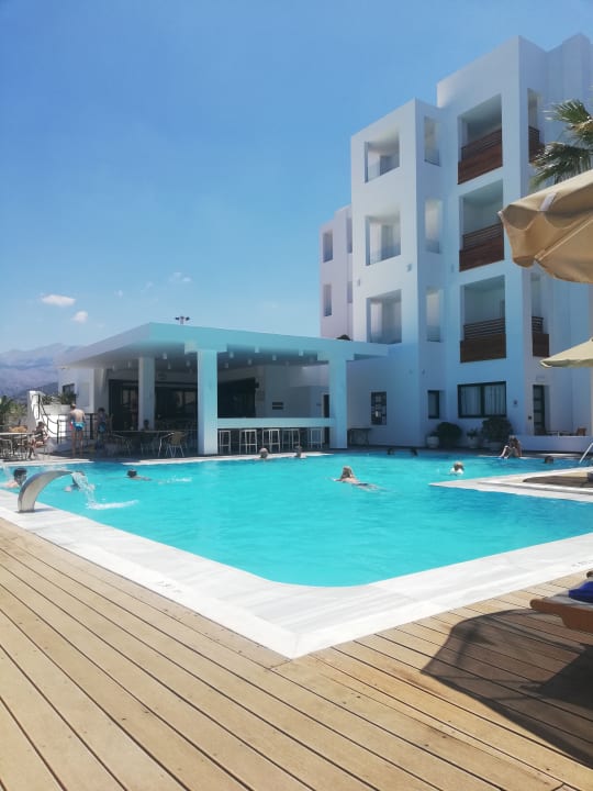 Pool Arminda Hotel and SPA