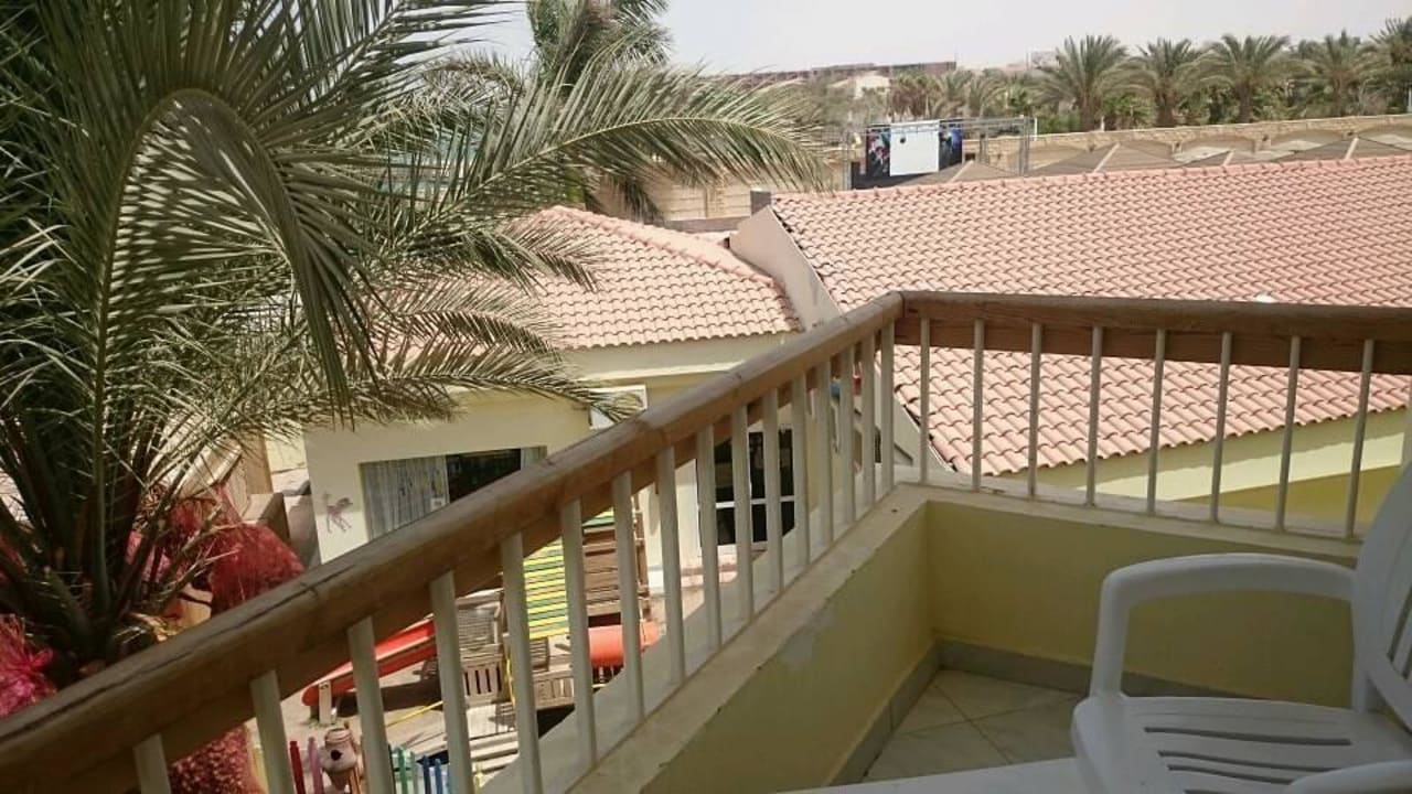 Вид с балкончика Palm Beach Resort