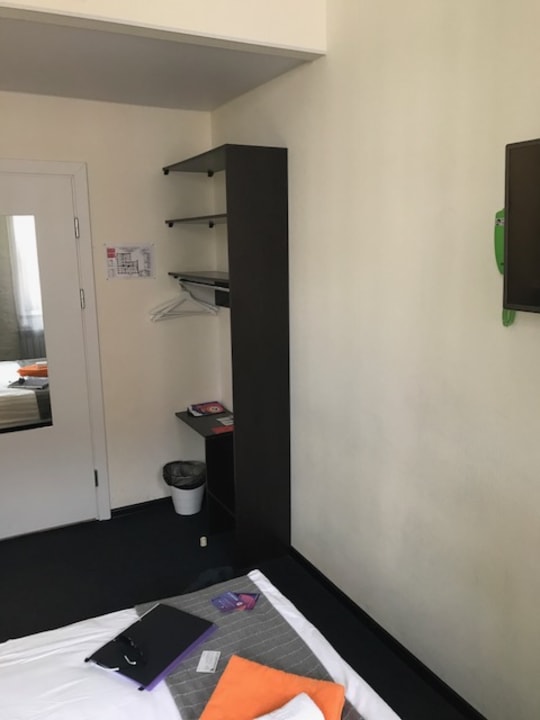 Zimmer Station Hotel S13