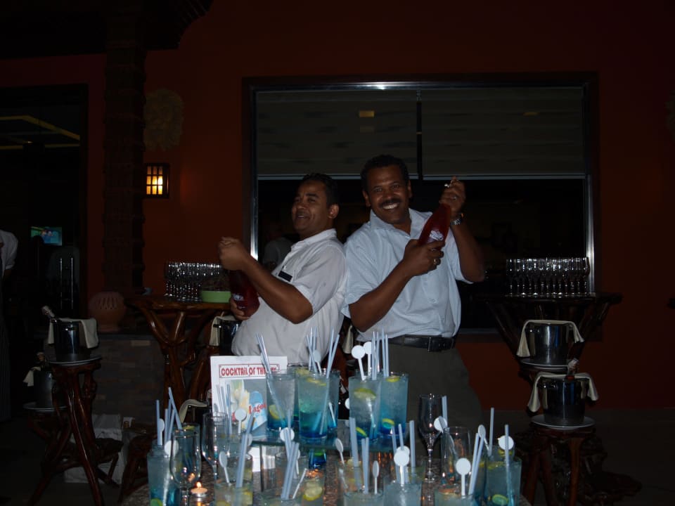 Mr. Abdallah und Mr. Mohamed Pickalbatros Jungle Aqua Park Resort - Neverland Hurghada