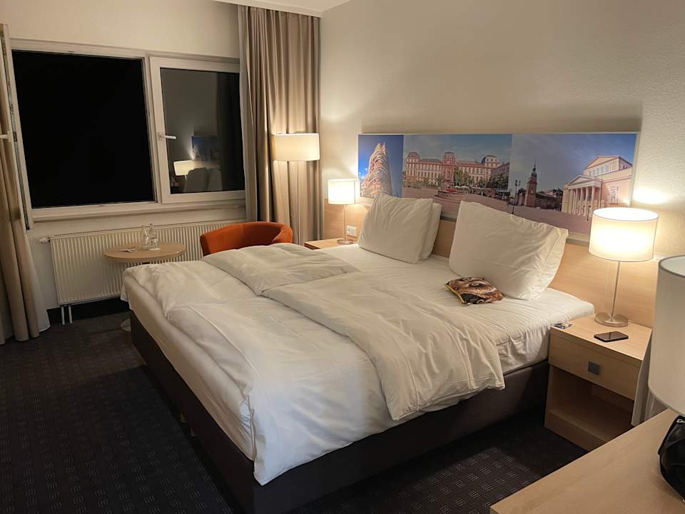 Zimmer H+ Hotel Darmstadt