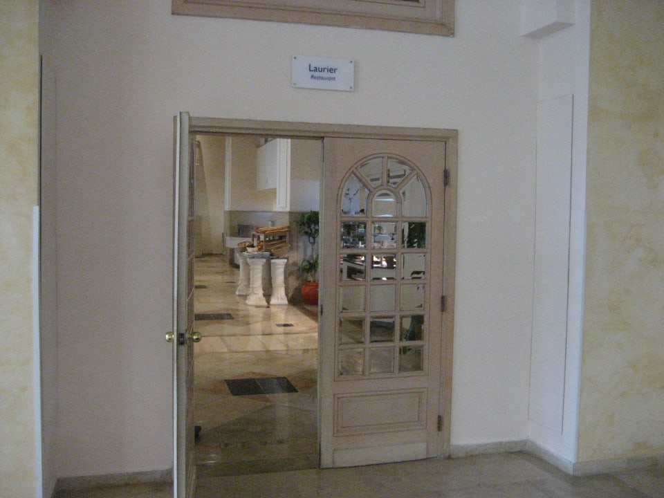 Lobby Iberostar Waves Averroes