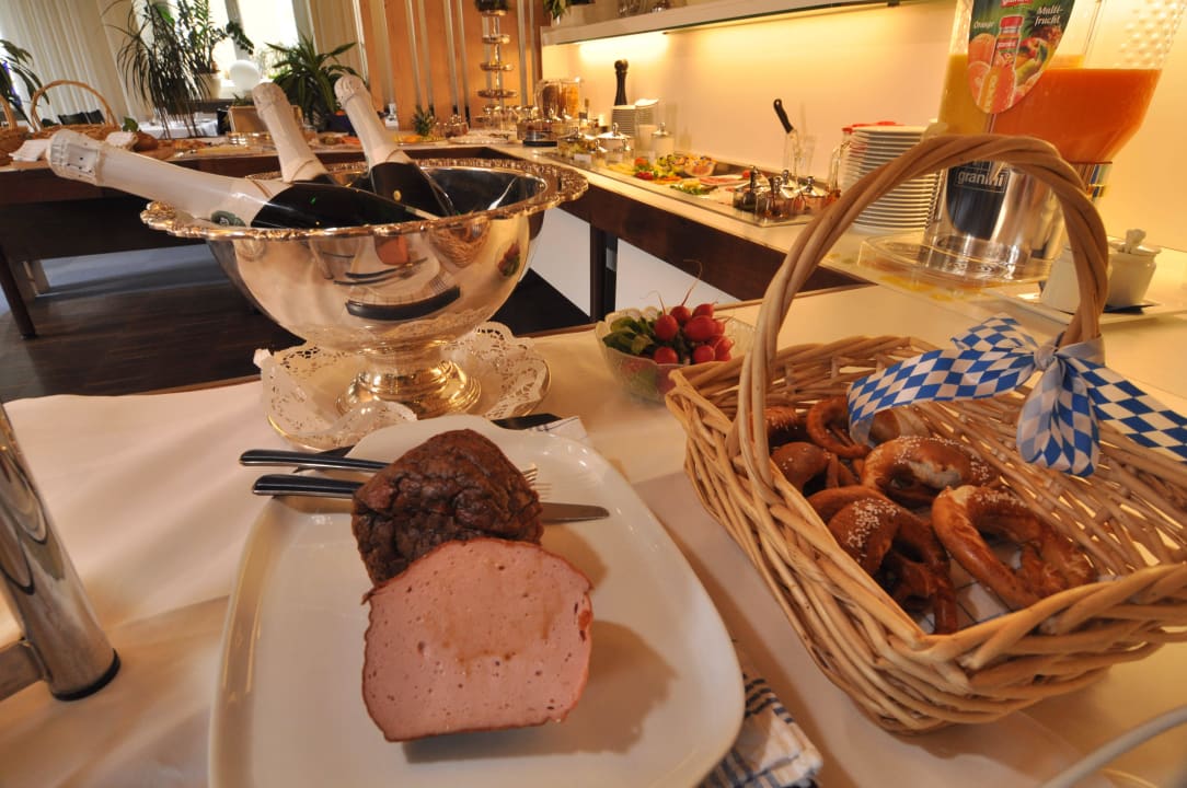 Frühstücksbuffet Dom Hotel Augsburg