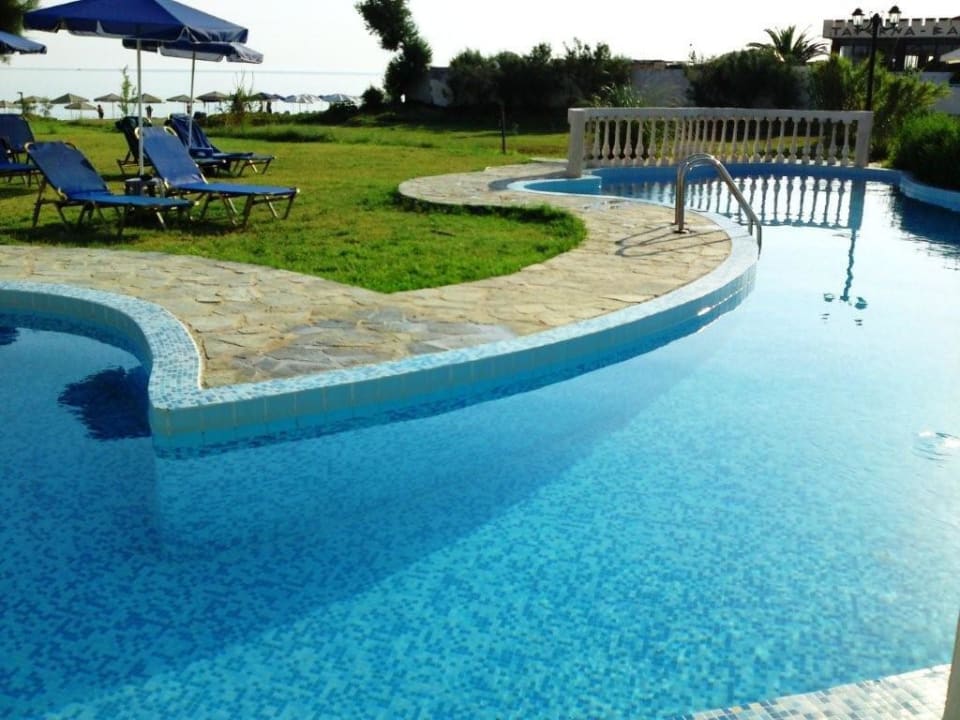 Poolanlage Orpheas Resort - Adults Only