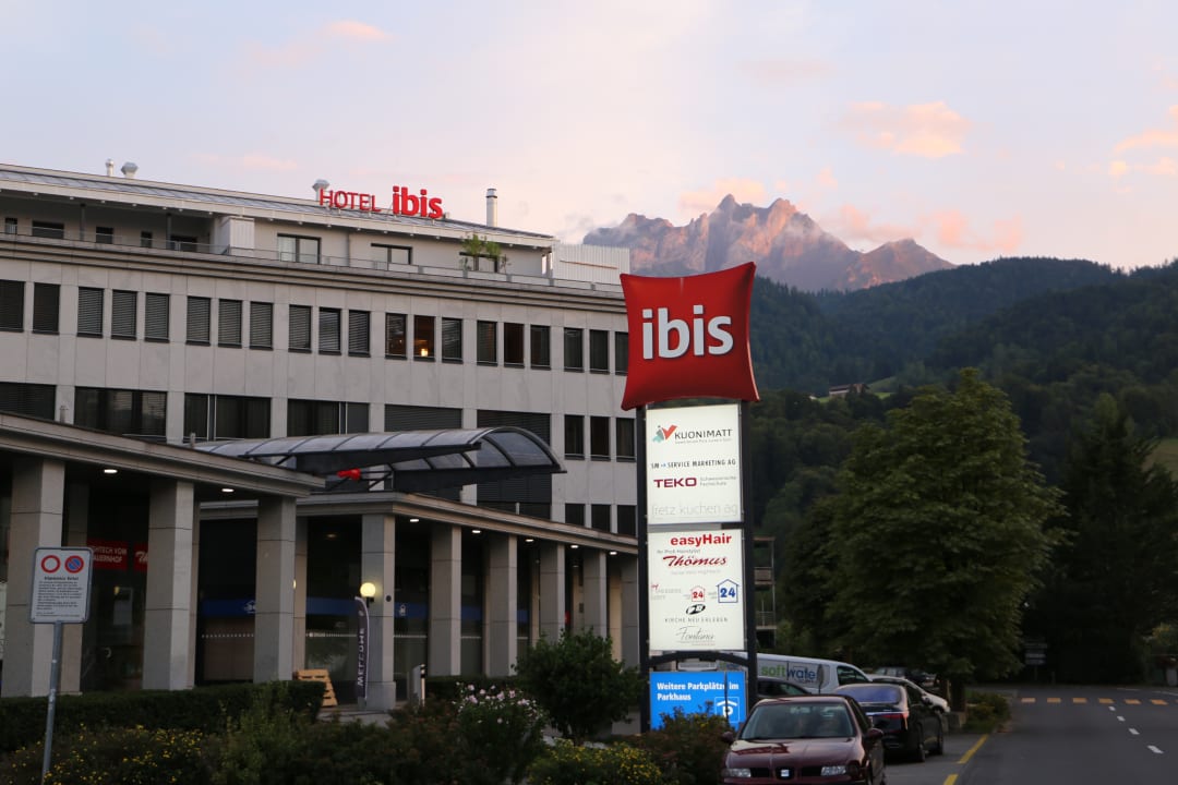 Außenansicht ibis Hotel Luzern Kriens