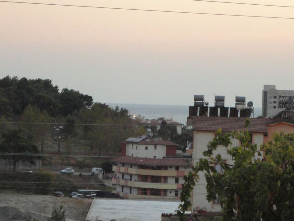 Ausblick von Zimmer 406 New Garden Hotel Side