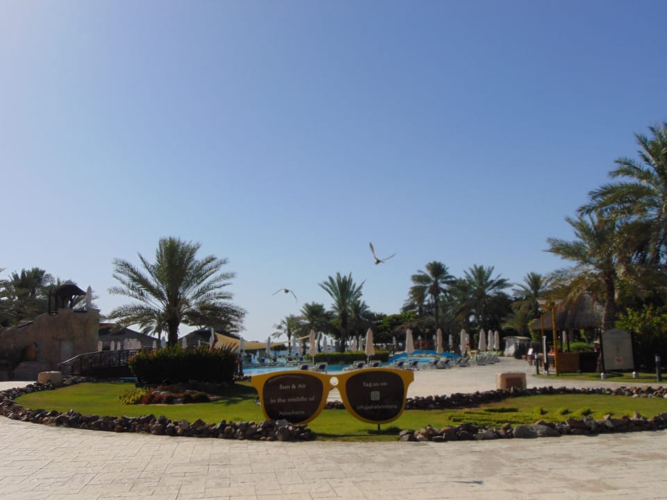 Pool Fujairah Rotana Resort & Spa