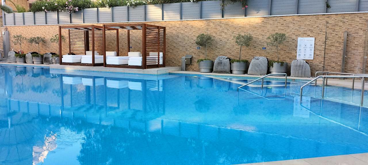 Pool Bio Suites Hotel