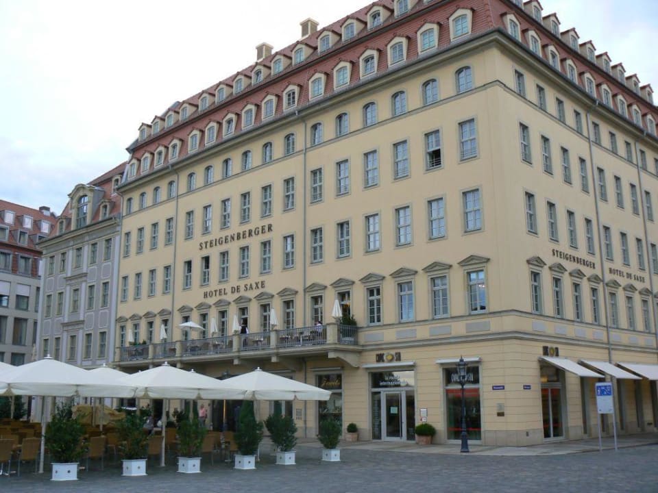Aussenansicht Steigenberger Hotel de Saxe