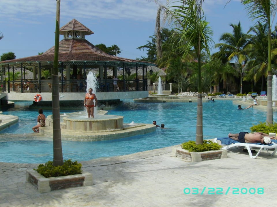 Schöne Poollandschaft Villas Bavaro Resort & Spa