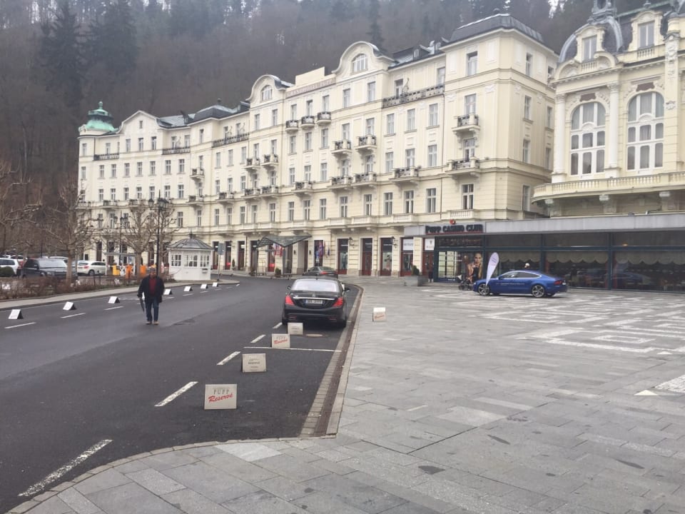 Außenansicht Grandhotel Pupp