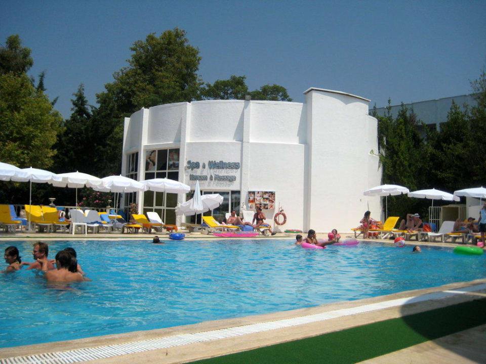 Pool Labranda Alantur Resort