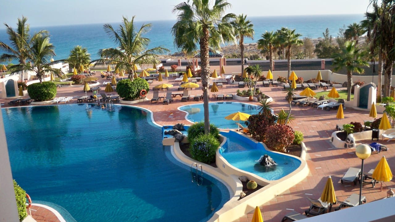 Wunderschöne Poolanlage H10 Playa Esmeralda - Adults only