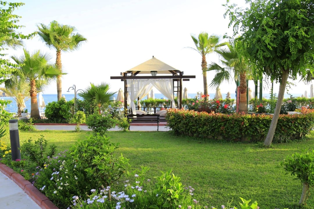 Gartenanlage Saphir Resort & Spa