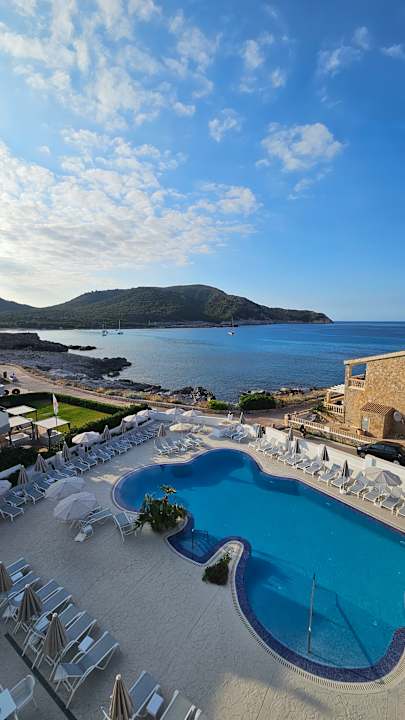 Pool HSM Regana - Adults Only