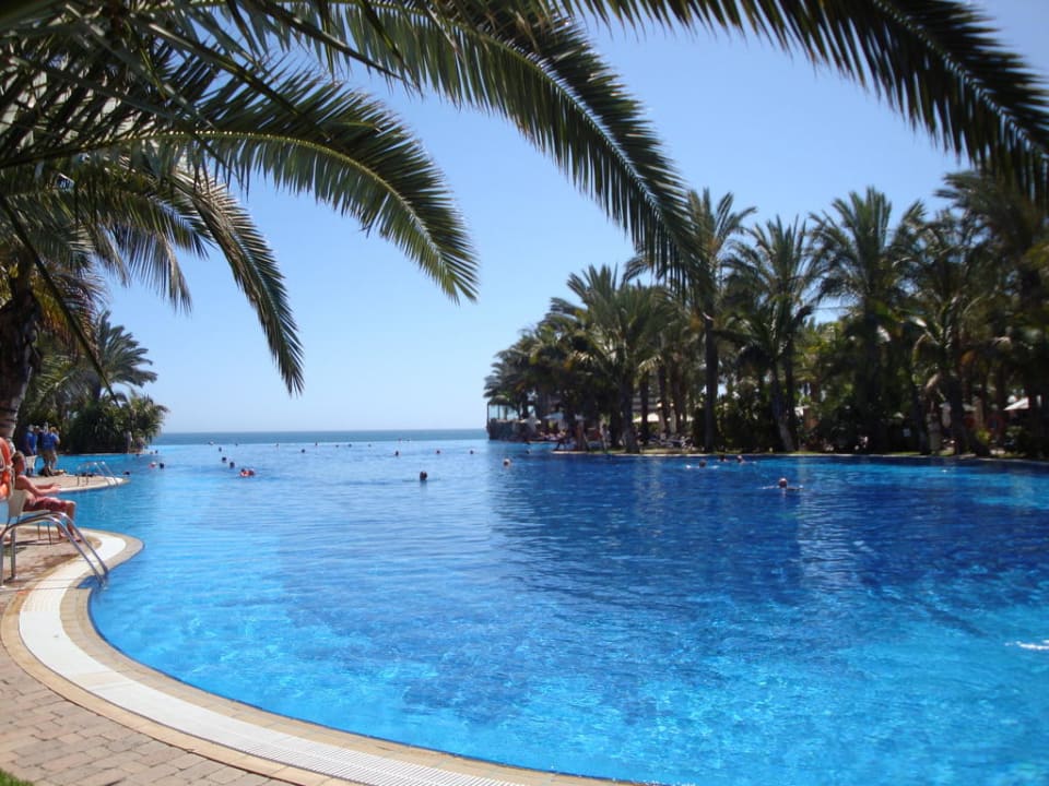Der sagenhafte Pool mit dem tollsten Ausblick Lopesan Costa Meloneras, Resort & Spa