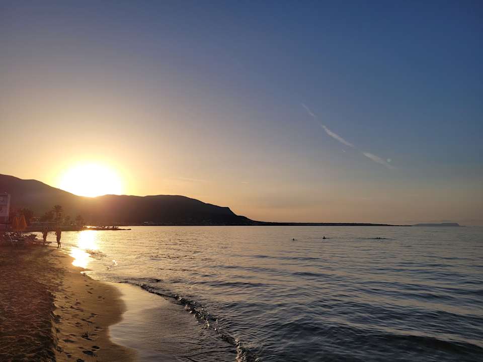 Strand High Beach Resort