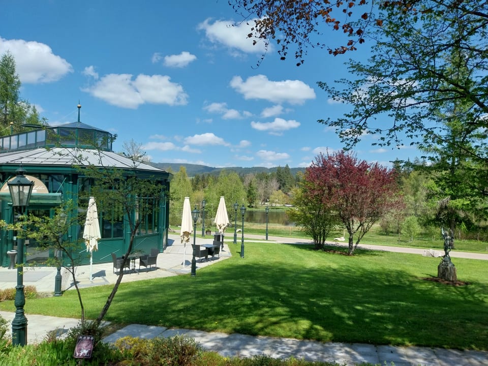 Gartenanlage Parkhotel Adler