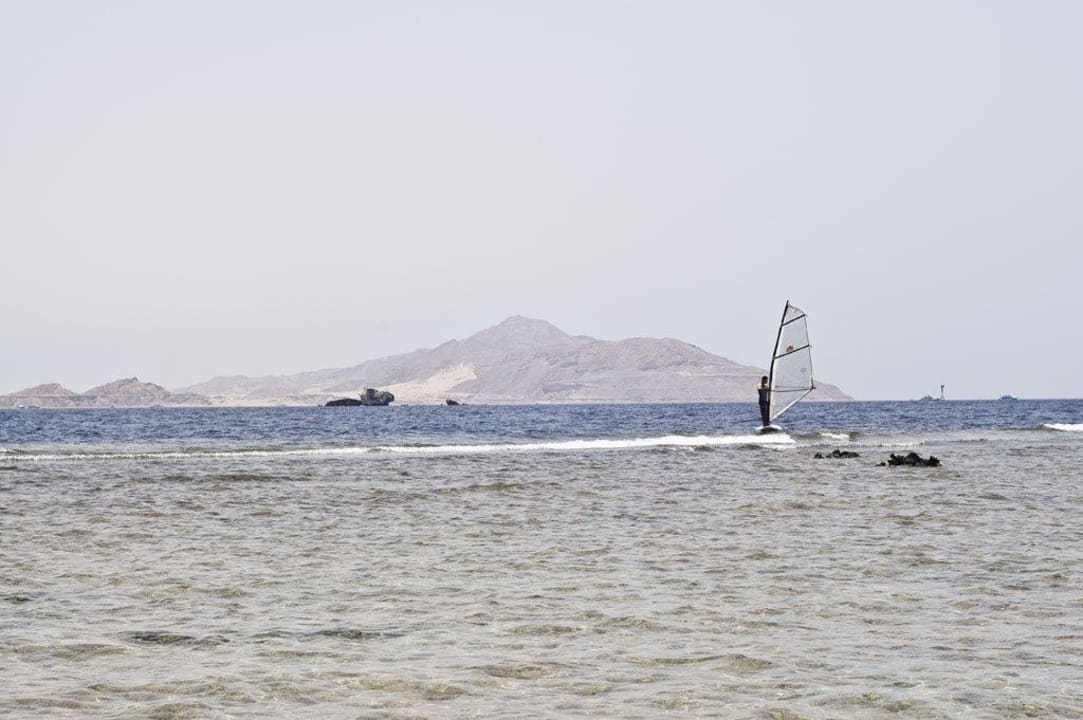 Widok z plaży Charmillion Club Resort