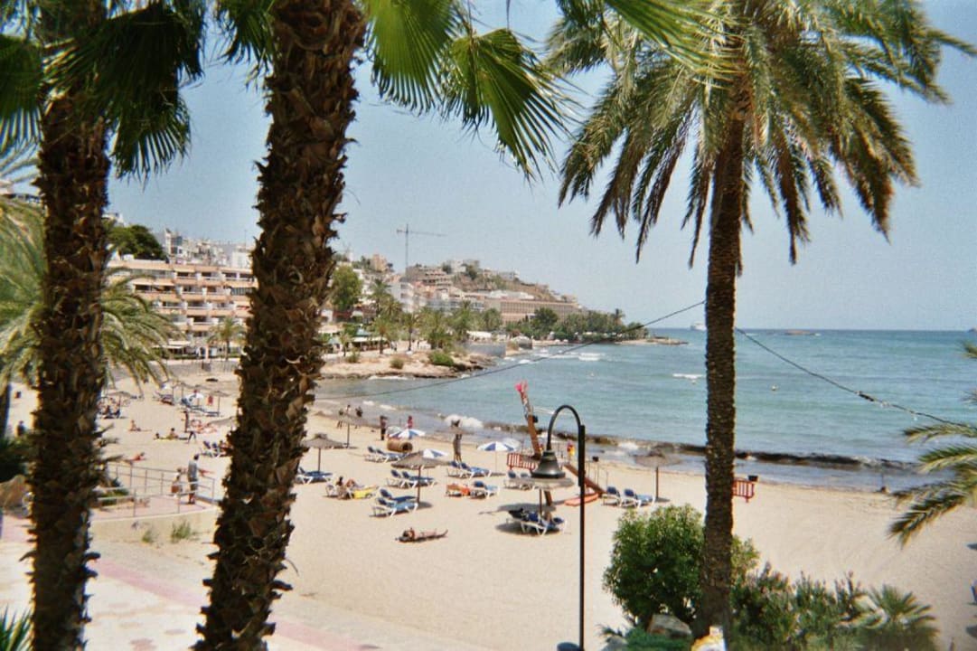 DIe Ölkrise vom Balkon aus  Hotel Figueretas