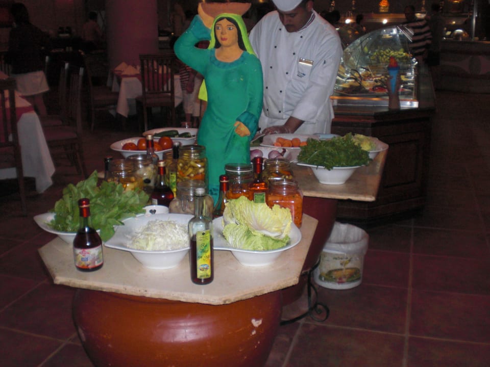 Salat Charmillion Gardens Aquapark