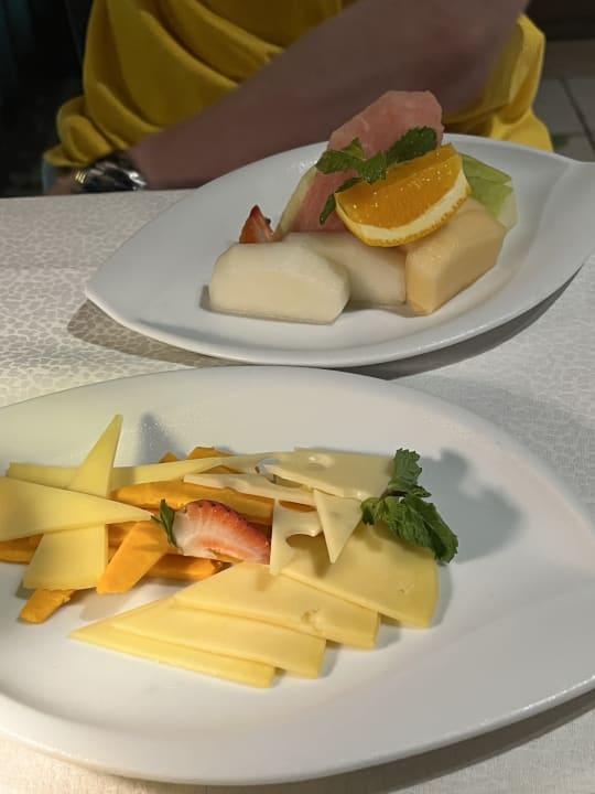 Gastro Miramar Al Aqah Beach Resort