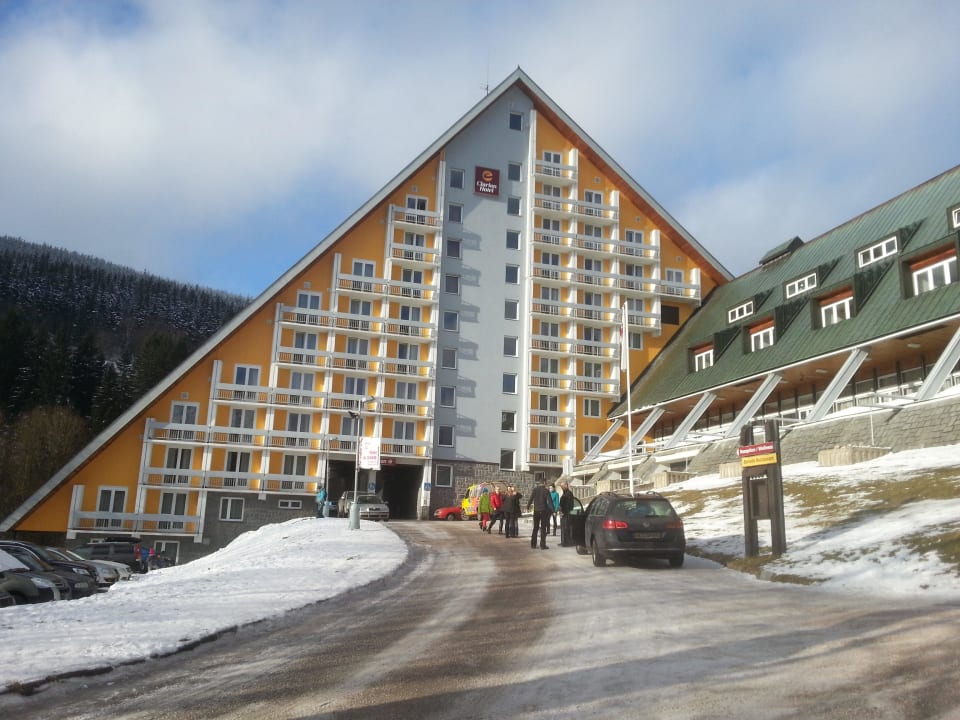 Block C Pinia Hotel & Resort