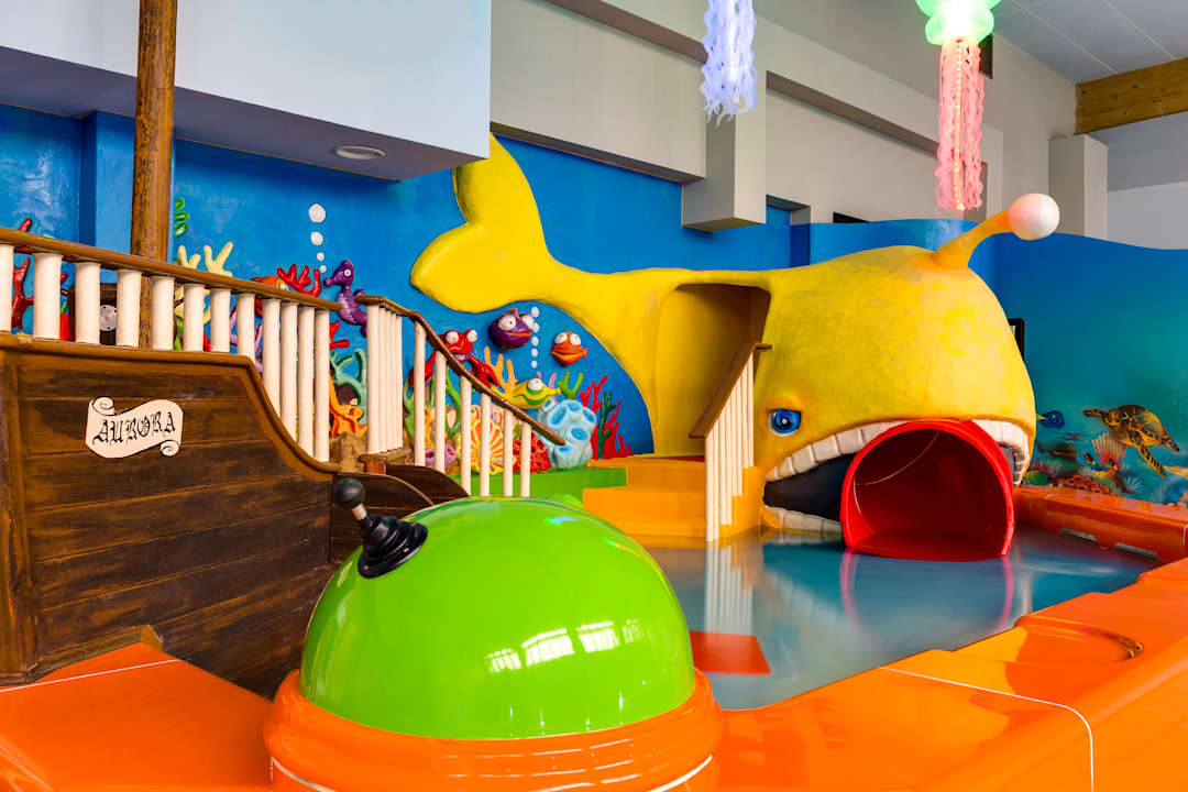 Pool Hotel Aurora Family & SPA