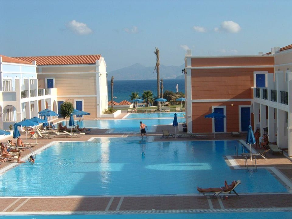 Poolanlage Porto Bello Royal