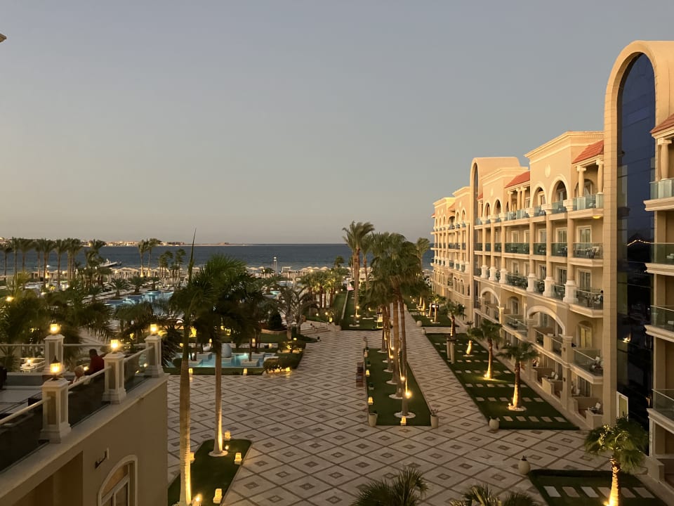 Ausblick Premier Le Reve Hotel & Spa