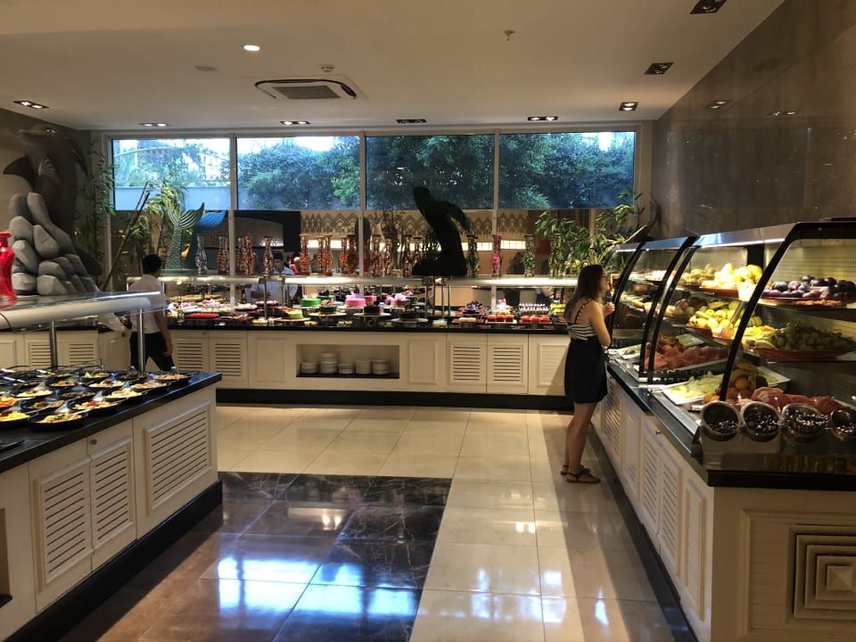 Gastro Well Palace Side