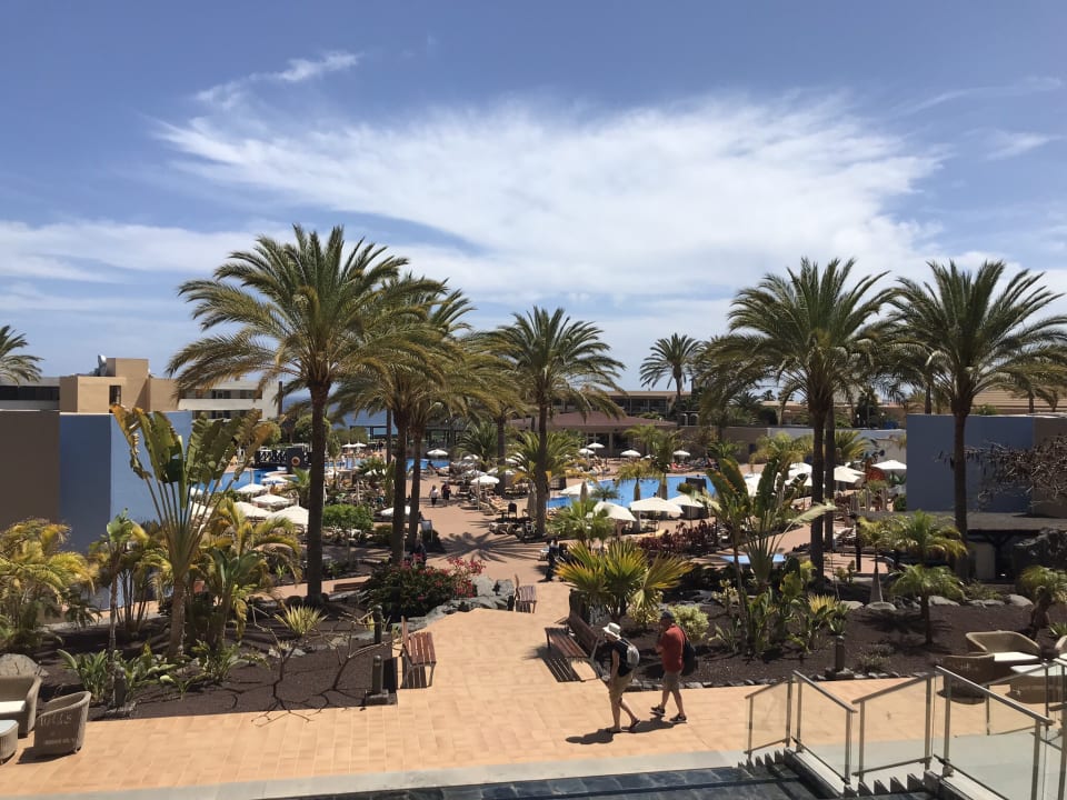 Poolansicht Iberostar Waves Gaviotas Park