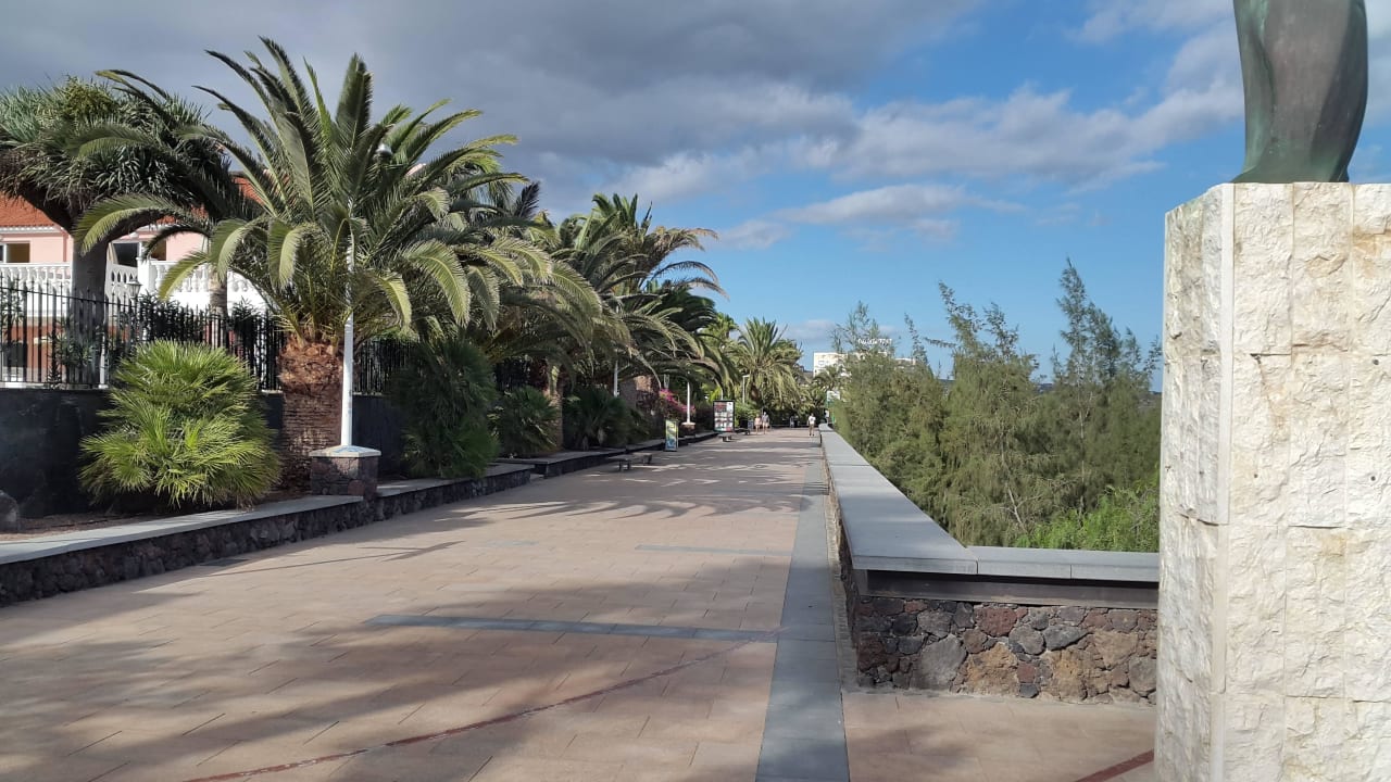 Öffentlicher Strand in Hotelnähe (5 Min.) Servatur Playa Bonita