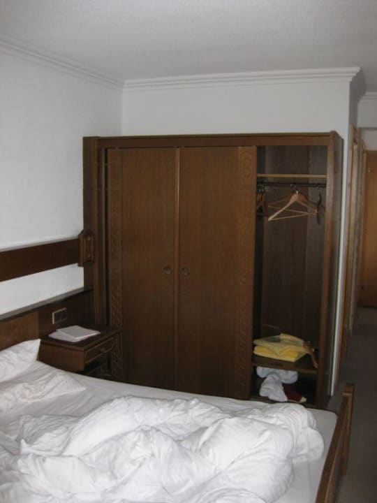 Bett & Schrank Hotel St. Georg zum See